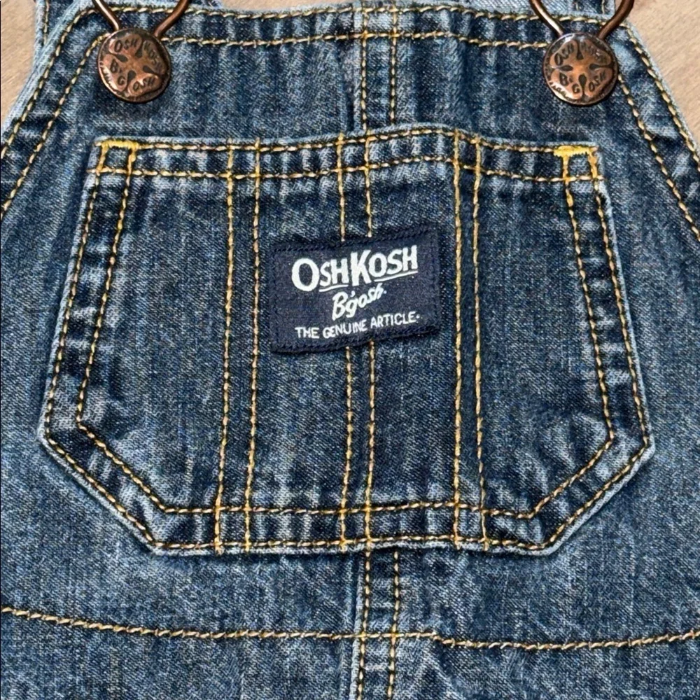 Osh Kosh B’gosh youth overalls SZ 12M